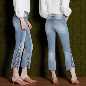 Anthropologie Driftwood Cropped Boot Cut “Indie” Jeans Berry Jam In Size 25/2